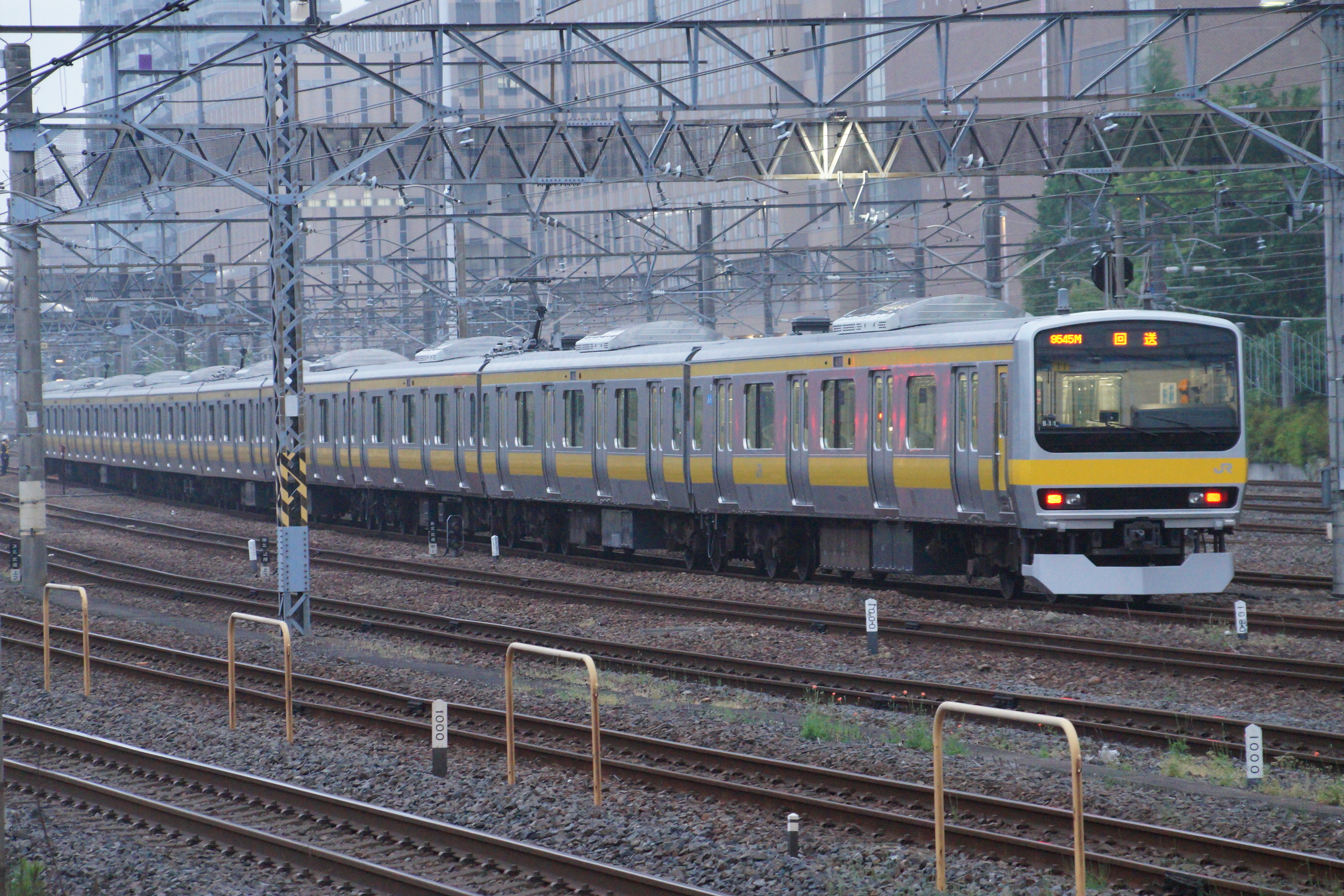 E231系ミツb11編成秋田出場 編成替えで6m4t化の上三鷹に帰還 ミツb18編成大宮入場 転用改造へ